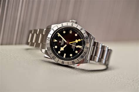 tudor black bay 1979220